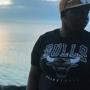 Meet your Posher, Cierra